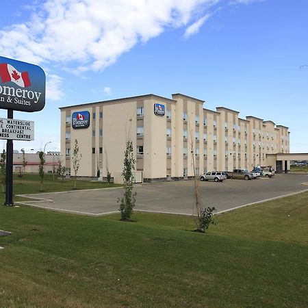 Pomeroy Inn And Suites Dawson Creek Exterior photo