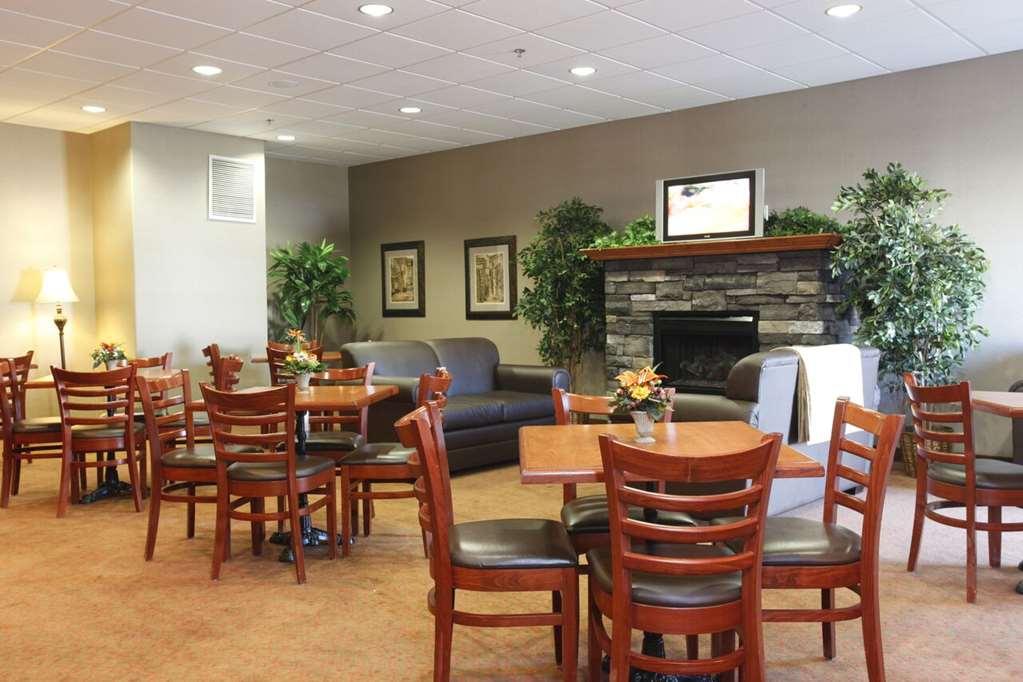 Pomeroy Inn And Suites Dawson Creek Amenities photo